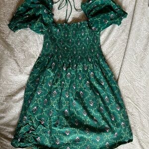 Hill house home emerald trellis Athena